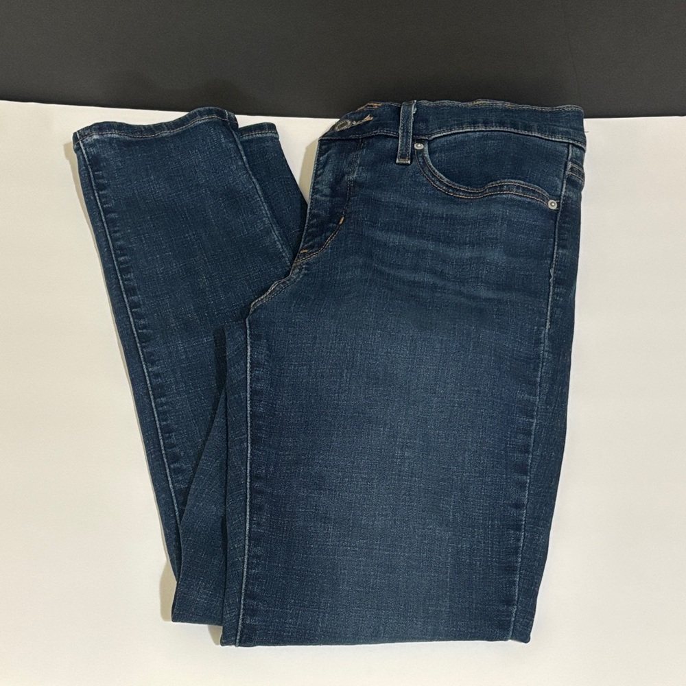 Stylish Dark Blue Women's Straight Leg Jeans 311 Levi’s